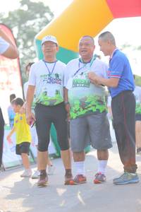 BIB: 
                            <button type="button" onclick="openModal(3653710)" class="btn btn-primary btn-sm float-right btn-popup" data-toggle="modal" data-target=".modal-high-quality">
                        <i class="fas fa-shopping-cart"></i> Add to Cart
                    </button>
                                            <button type="button" onclick="isThisMe(3653710, true)" class="btn btn-success btn-sm float-right btn-popup btn-isme hidden" data-toggle="tooltip" data-placement="bottom" title="นี่คือรูปของคุณใช่ไหม คลิกที่นี่เพื่อเอาเข้าอัลบั้ม">
                        <i class="fas fa-plus"></i> Add to album
                    </button>
                    <button type="button" onclick="isThisMe(3653710, false)" class="btn btn-warning btn-sm float-right btn-popup btn-isnotme hidden">
                        <i class="fas fa-ban"></i> Remove from album
                    </button>